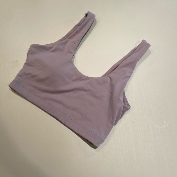 Balance Athletica/Vitality Ascend Top Purple ✨50% OFF BUNDLES✨ - Picture 2 of 3